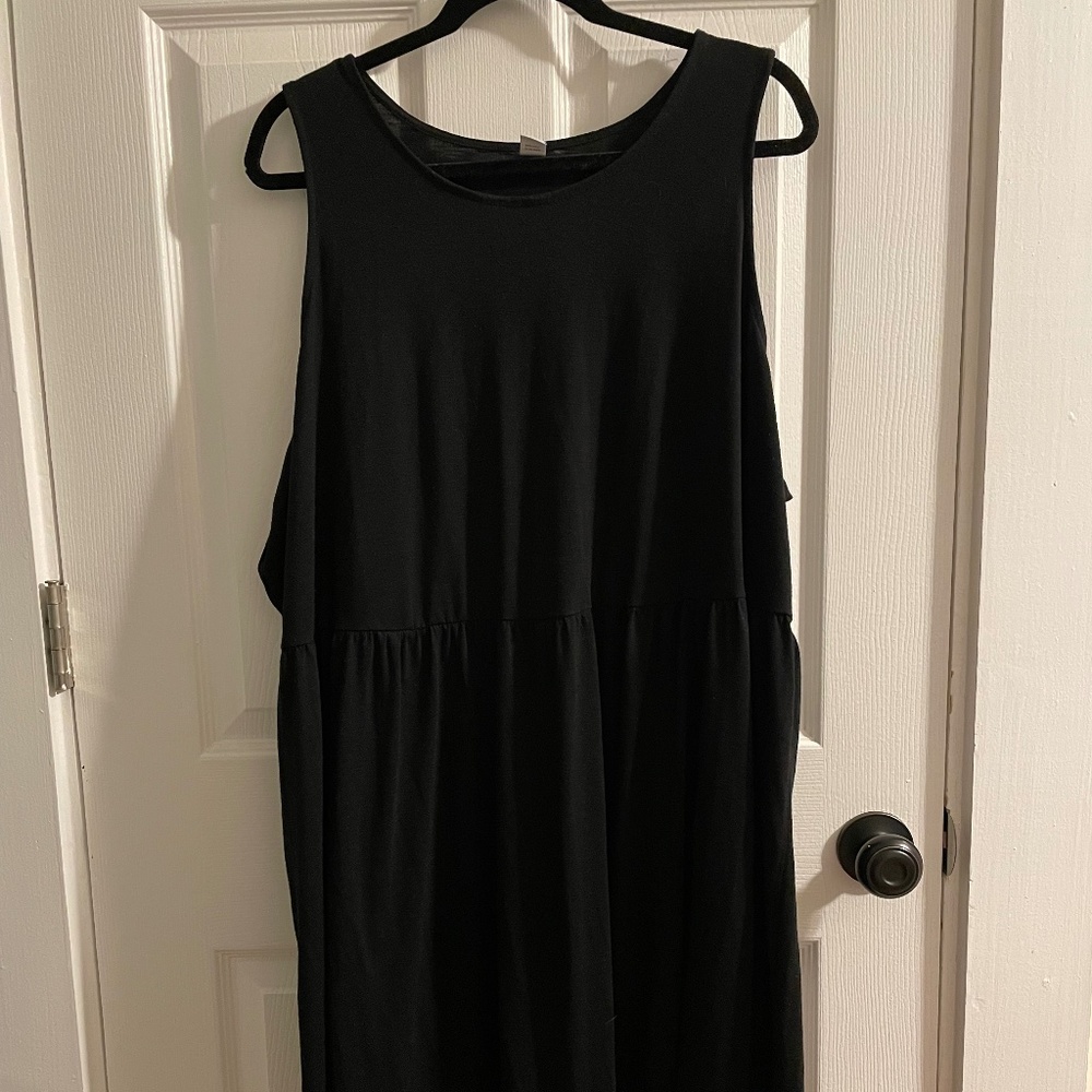 Black swing dress
